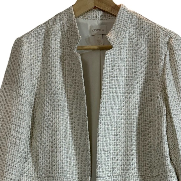 Chico’s Ivory Gold Metallic Embellished Trim Textured Open Jacket - Picture 12 of 14